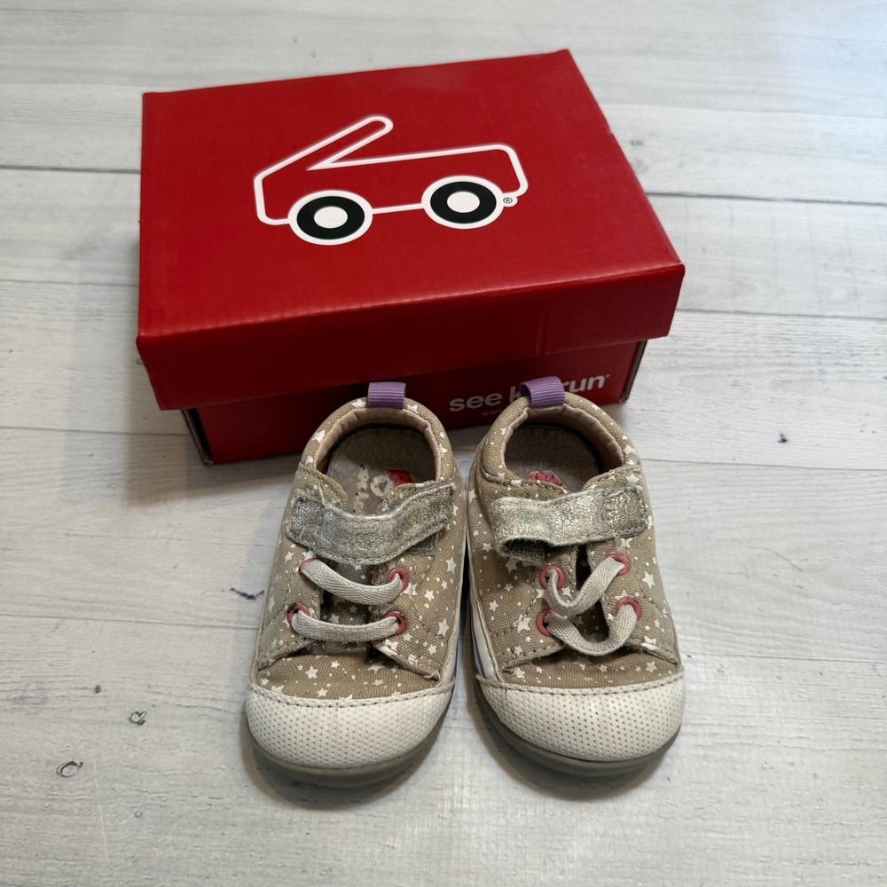 See Kai Run girls‎ sneakers Stevie grey stars toddler 4